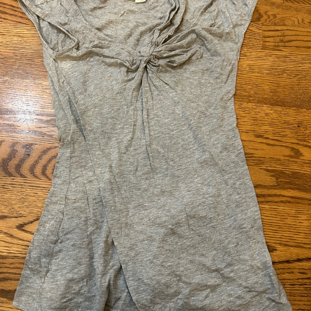 Deletta Light Gray Short Sleeve Top